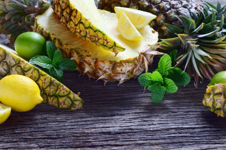 Lemon and pineapple are healthy fruits for people with arthritis and osteoarthritis